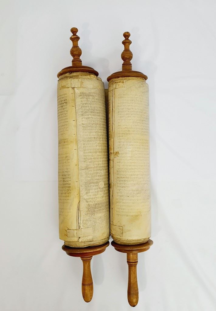 תמונה של ספר תורה